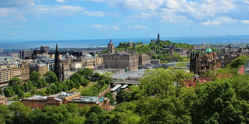 Goedkope vliegtickets naar Edinburgh