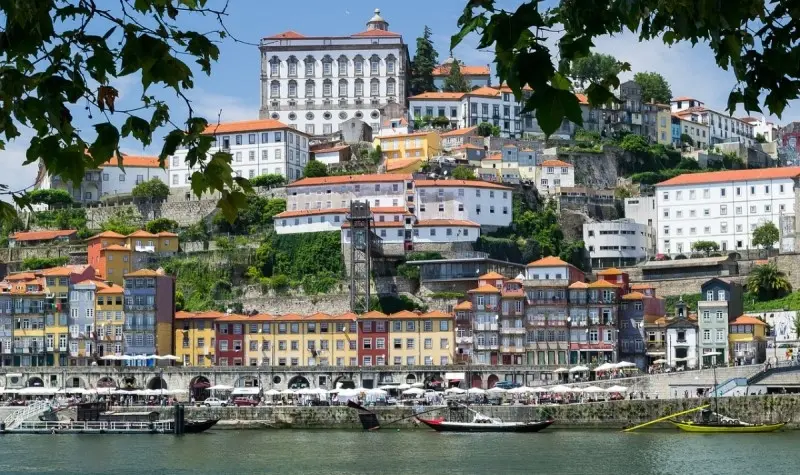 Goedkope vliegtickets naar Porto