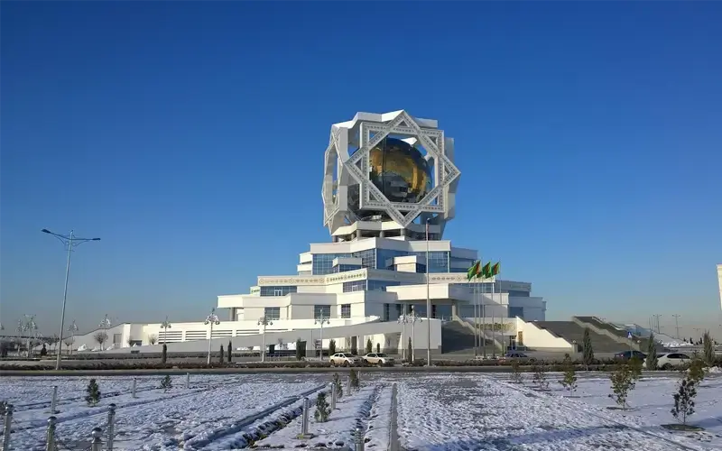 Goedkope vliegtickets naar Ashgabat