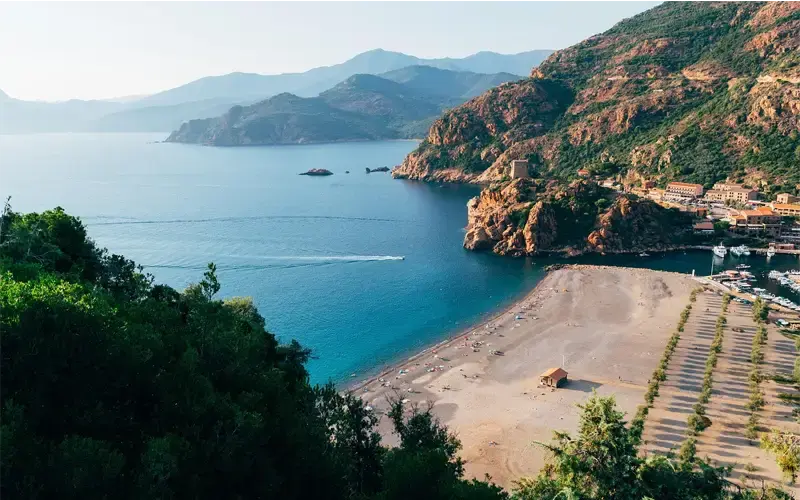 Goedkope vliegtickets naar Corsica
