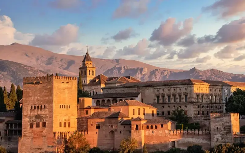 Goedkope vliegtickets naar Granada
