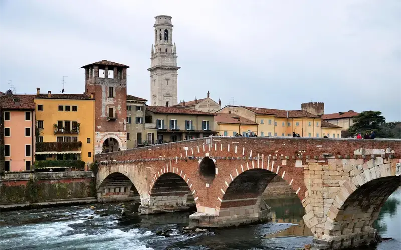 Goedkope vliegtickets naar Verona